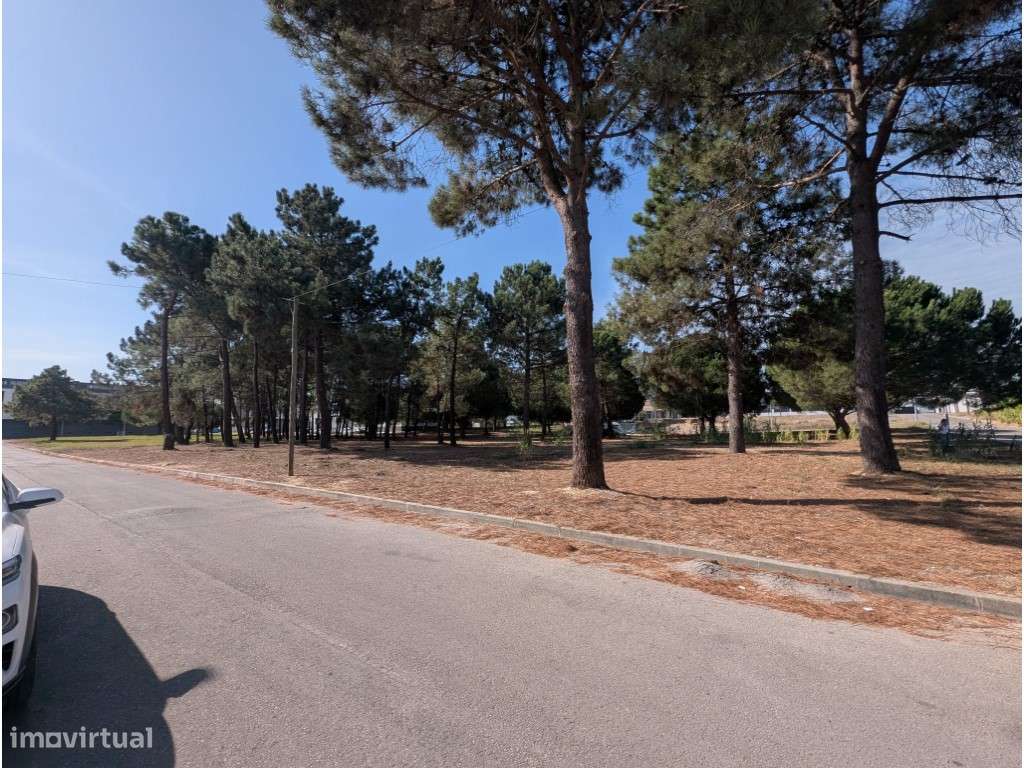 2 Moradias T4 de Elegância Contemporânea em Redondos, Fernão Ferro - Grande imagem: 5/21