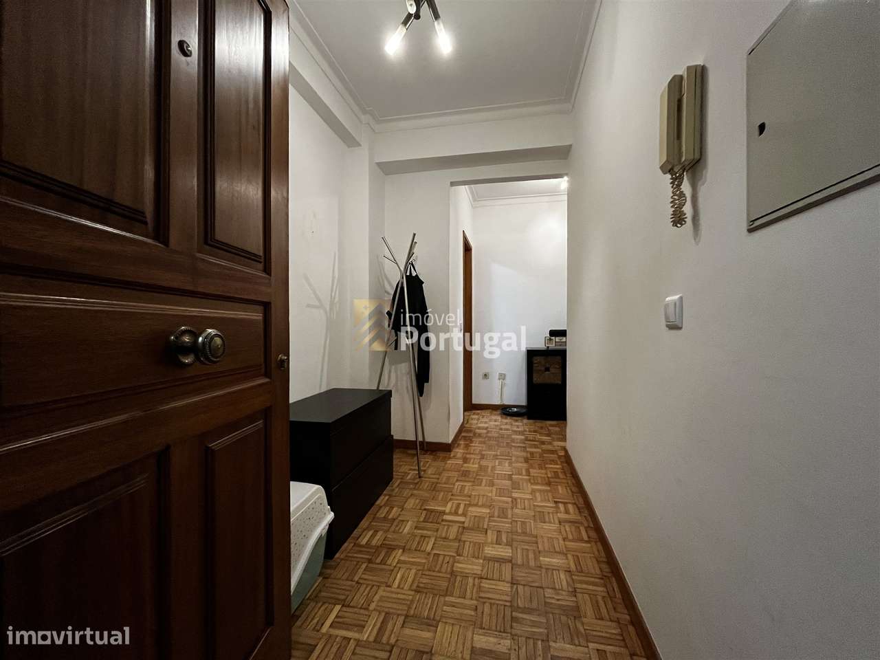 Arrenda Ap. T1 Areal de Cima - São Vitor - Grande imagem: 5/24