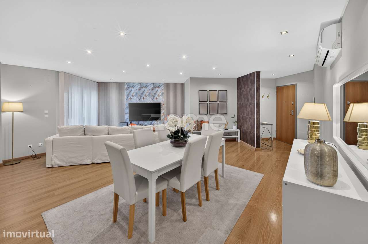 Apartamento T3 na Urbanização do Jardim da Amoreira - Ramada-1
