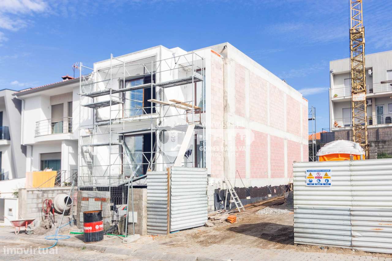 Moradia em Banda T3 Chave na Mão com 270 m² – Priscos, Braga - Grande imagem: 2/40