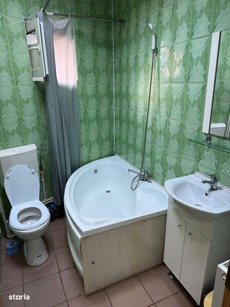 Camera de inchiriat la vila in Tatarasi - Imagine principală: 4/4