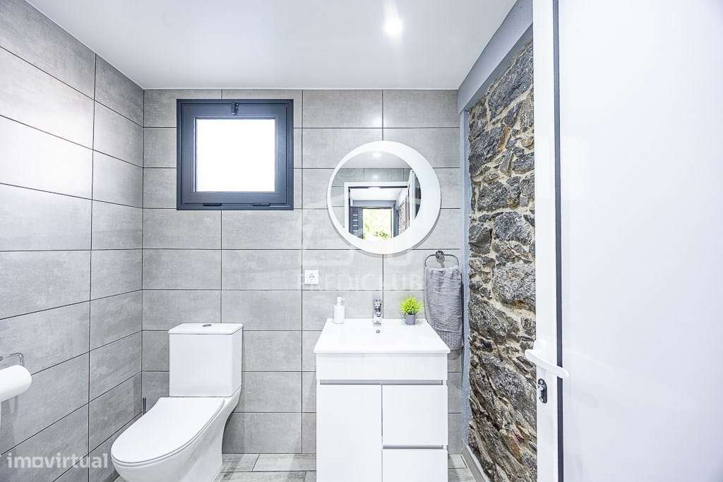 Moradia com 3 Apartamentos Independentes  - Ponta do Sol-8