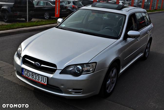 Subaru Legacy SW 2.0i MT - 1