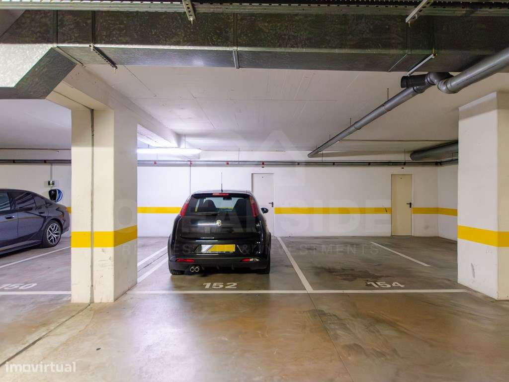 T3 no Luxuoso condomínio Villa Restelo-27