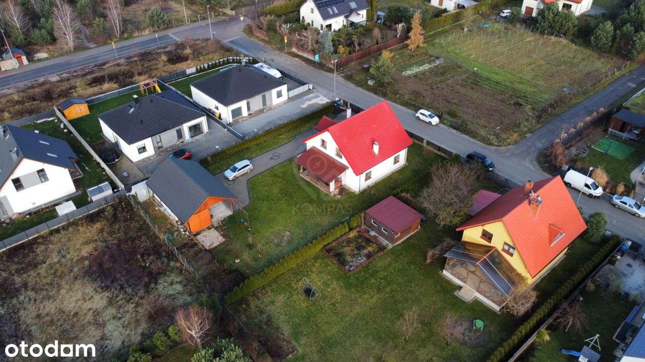 Dom z 2018r + garaż Do Wejścia - 500m do Pkp-18