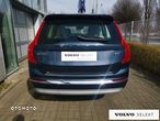 Volvo XC 90 - 9