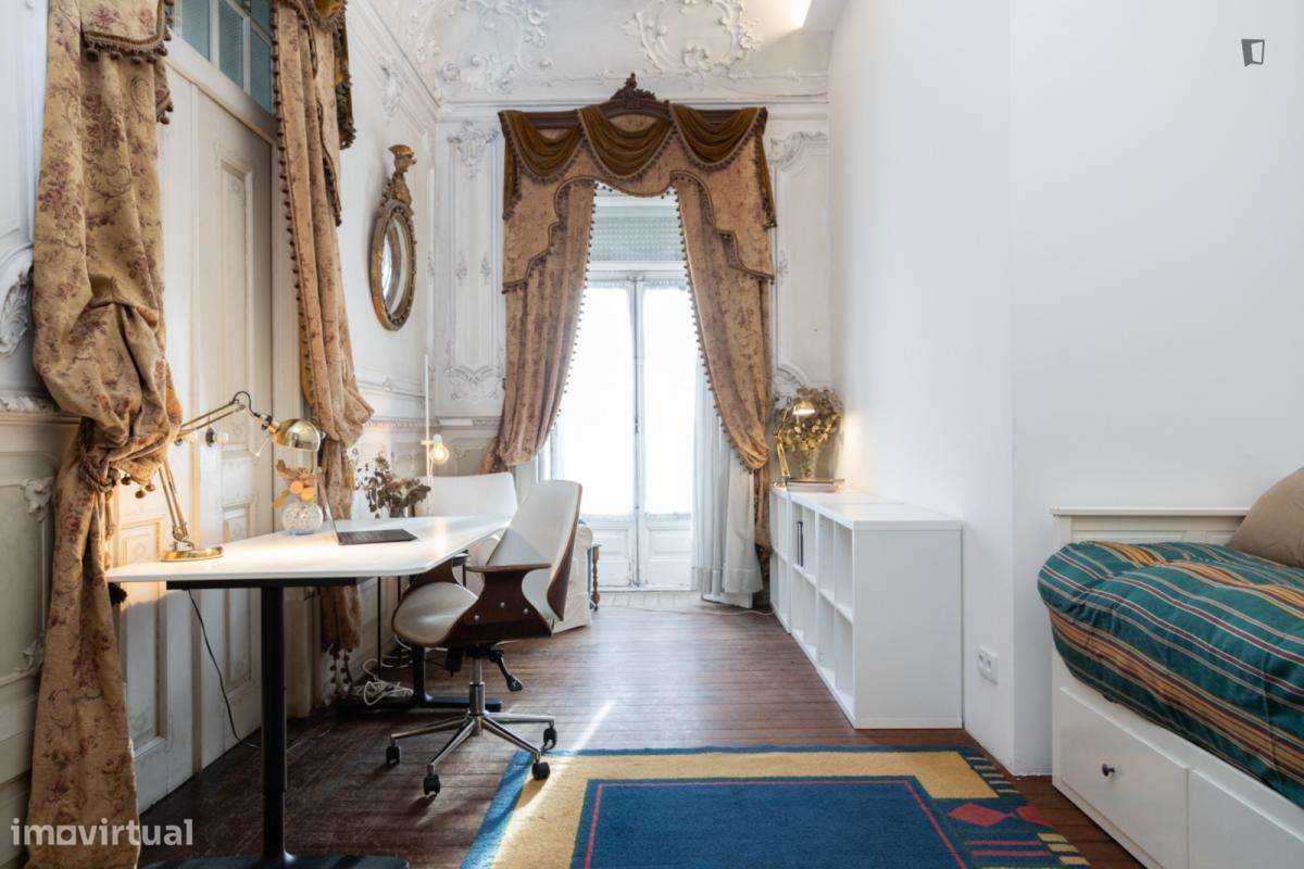 Quarto - localizado em Lisbon - Grande imagem: 4/10