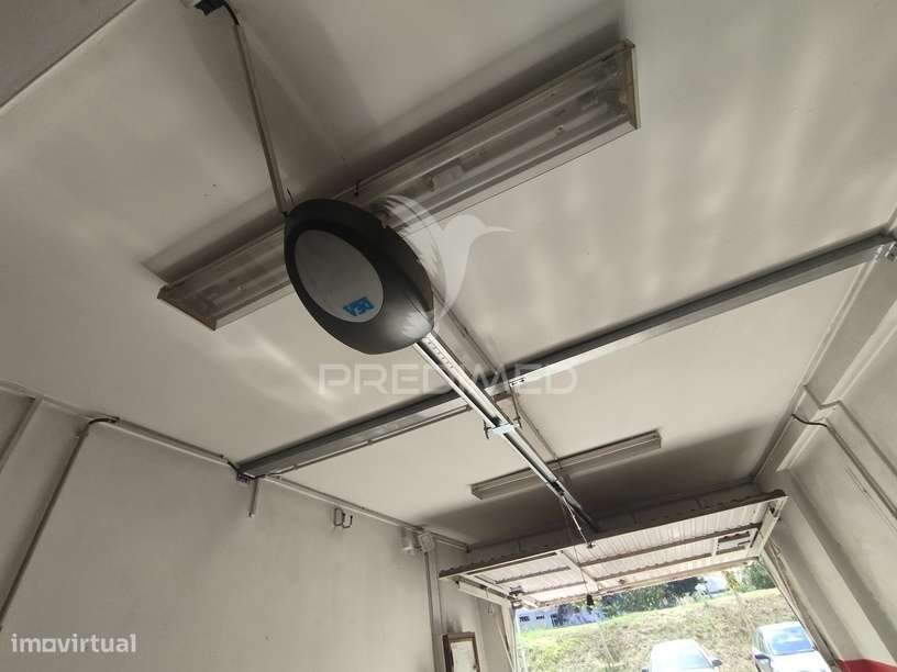 Garagem acesso rua - Grande imagem: 3/5