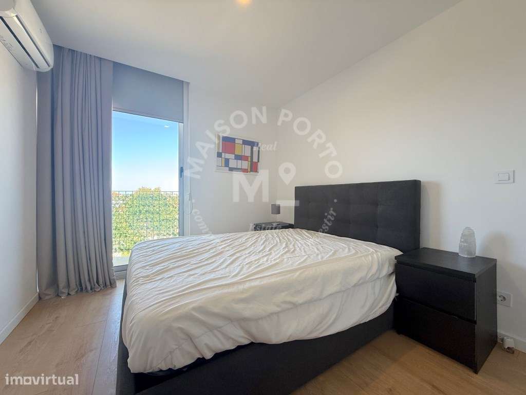 Apartamento T1 com Varanda, Vista Mar e Lugar de Estacionamento em ...-13