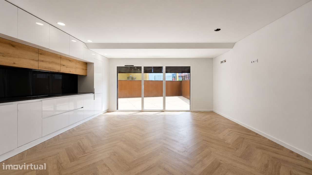 Moradia T3 NOVA, São Cosme | Garagem 2 ou + carros | Pátio + terraço-0