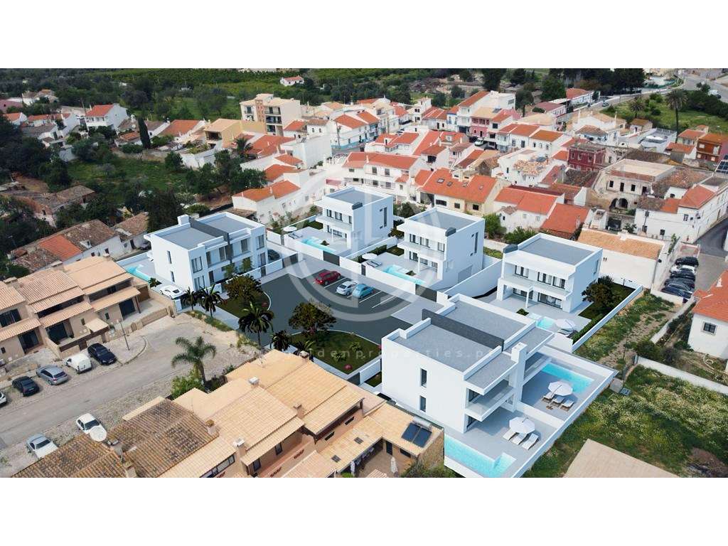 Moradia T4 isolada em Algoz - Grande imagem: 2/58