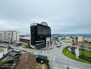 Apartamento T2 com garagem no centro - Grande imagem: 5/14