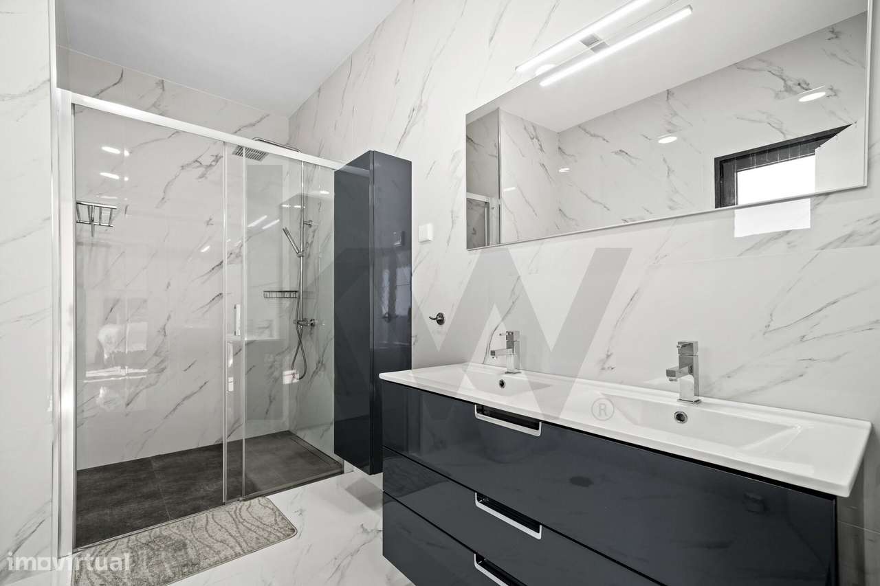 Moradia T4 com piscina e vista oceano, São Gonçalo, Funchal-42