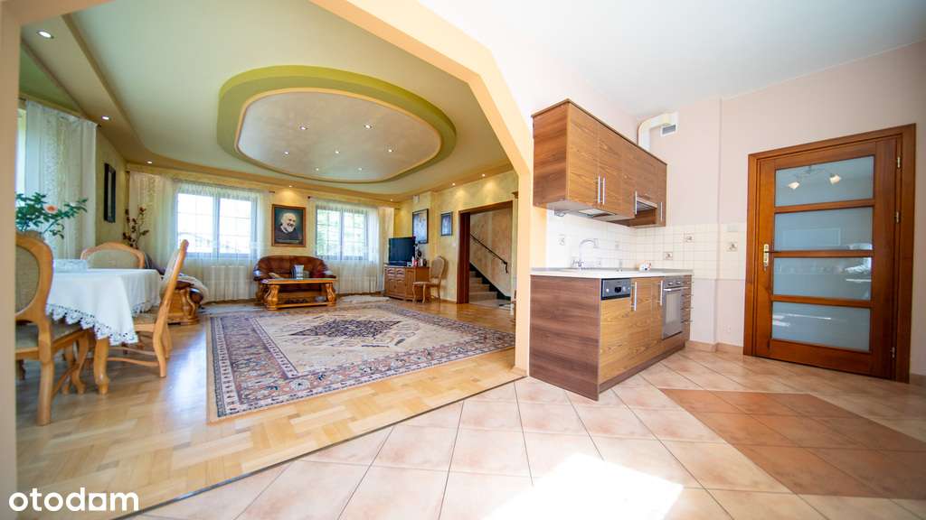 Wyjątkowy Dom w Zemborzycach Dolnych-7