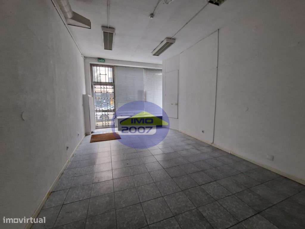 Lojas no centro do Porto - Grande imagem: 3/37