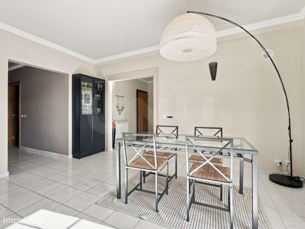 Apartamento T2+1, para venda, em São Pedro da Cadeira, no eixo Eric...-4