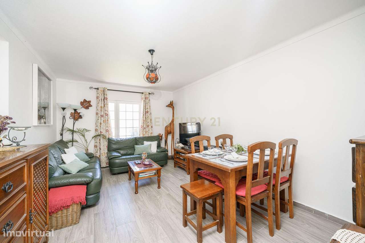 Excelente Moradia T2 Situada no Faralhão Setùbal - Grande imagem: 3/47