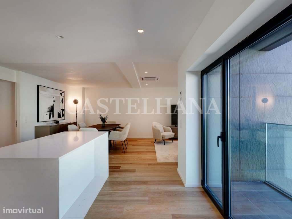 Apartamento T3 com varanda e estacionamento junto ao Parque Eduardo... - Grande imagem: 1/44