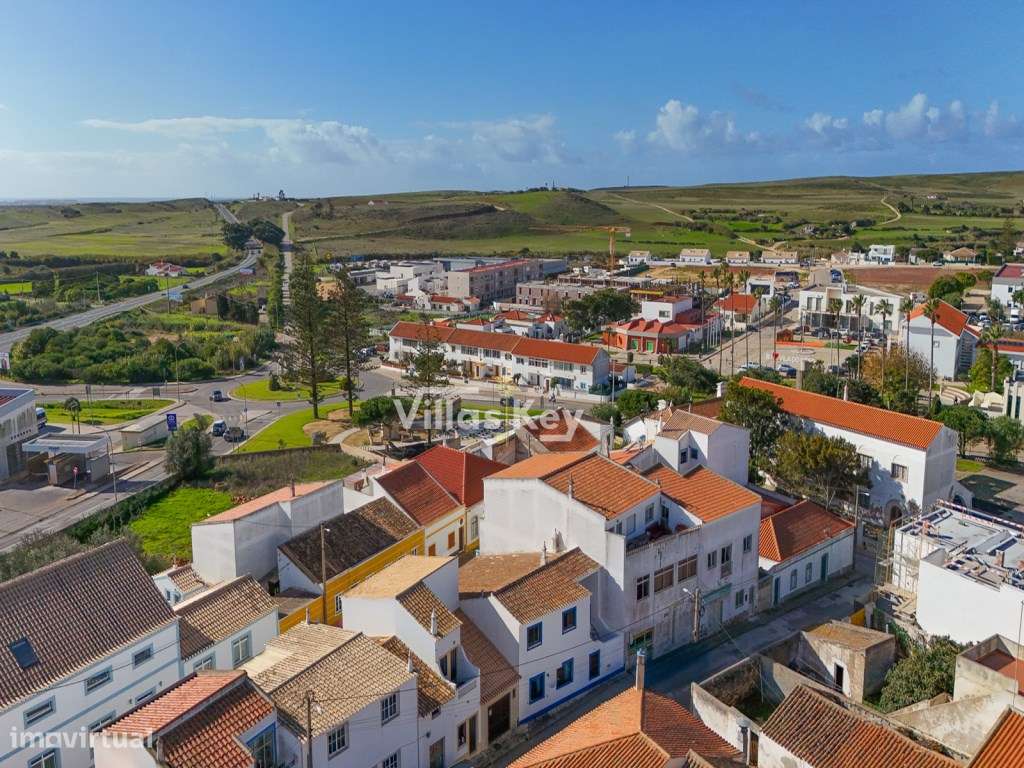 Moradia T3 com Duas Entradas - Vila do Bispo-28