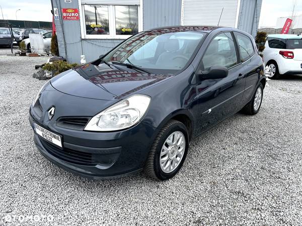 Renault Clio 1.2 16V Alize - 3