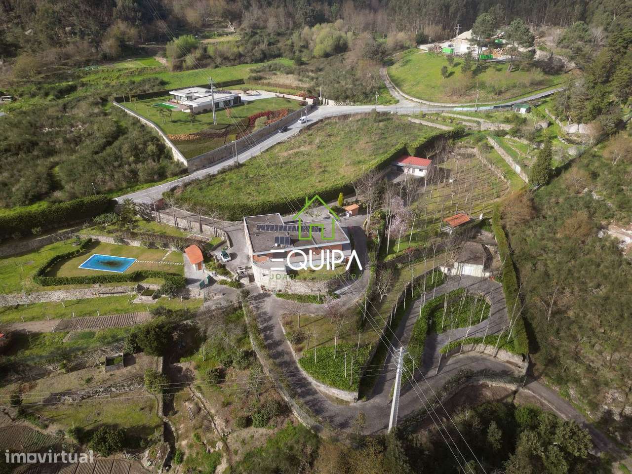 QUINTA COM 5 QUARTOS , + 7000 M2 DE TERRENO+ PISCINA-5