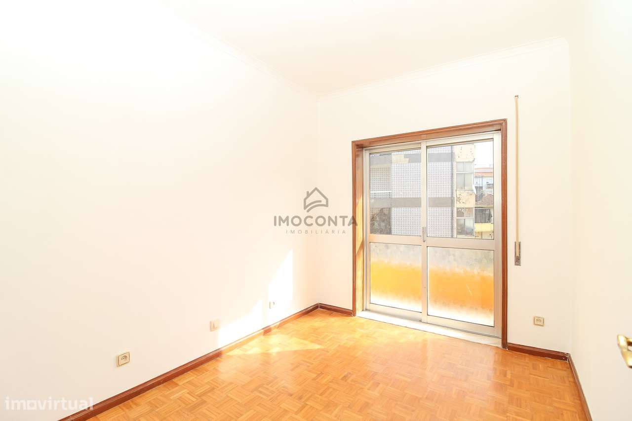 T3 c/Lugar de Garagem junto à Estação de Ermesinde-10