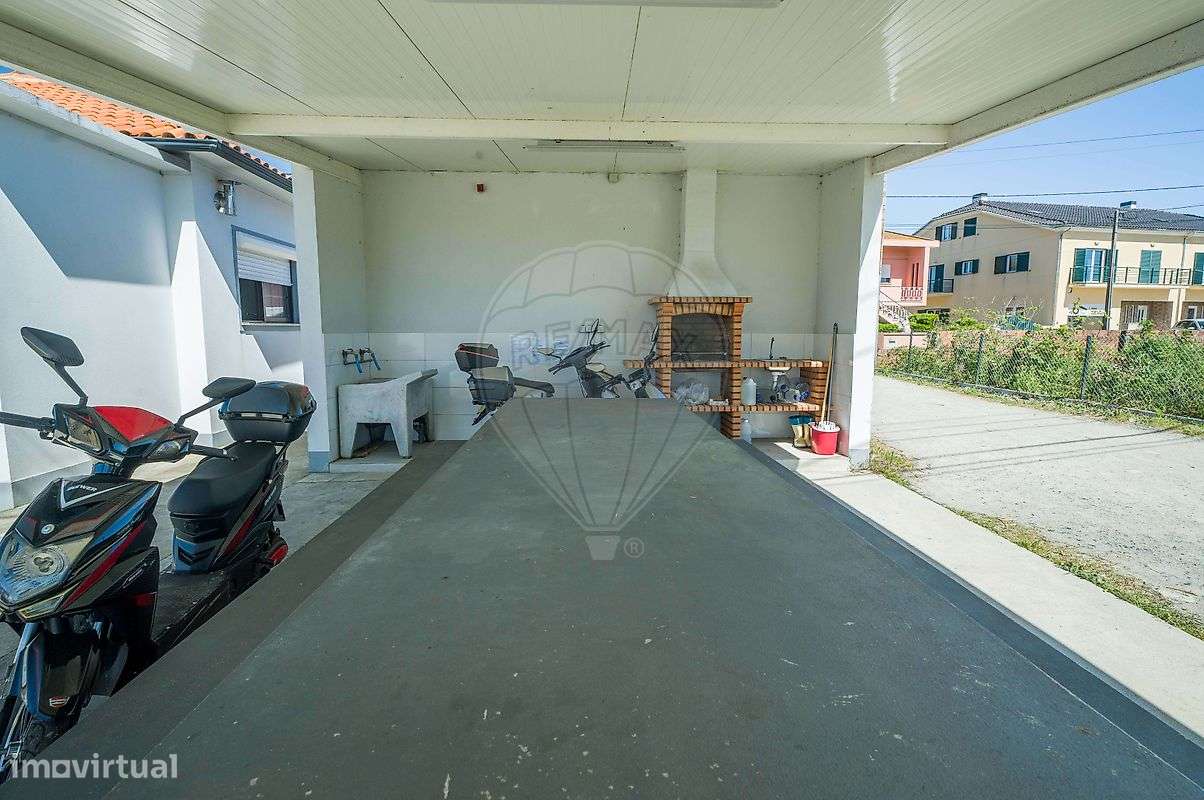 Moradia T7 para venda-11