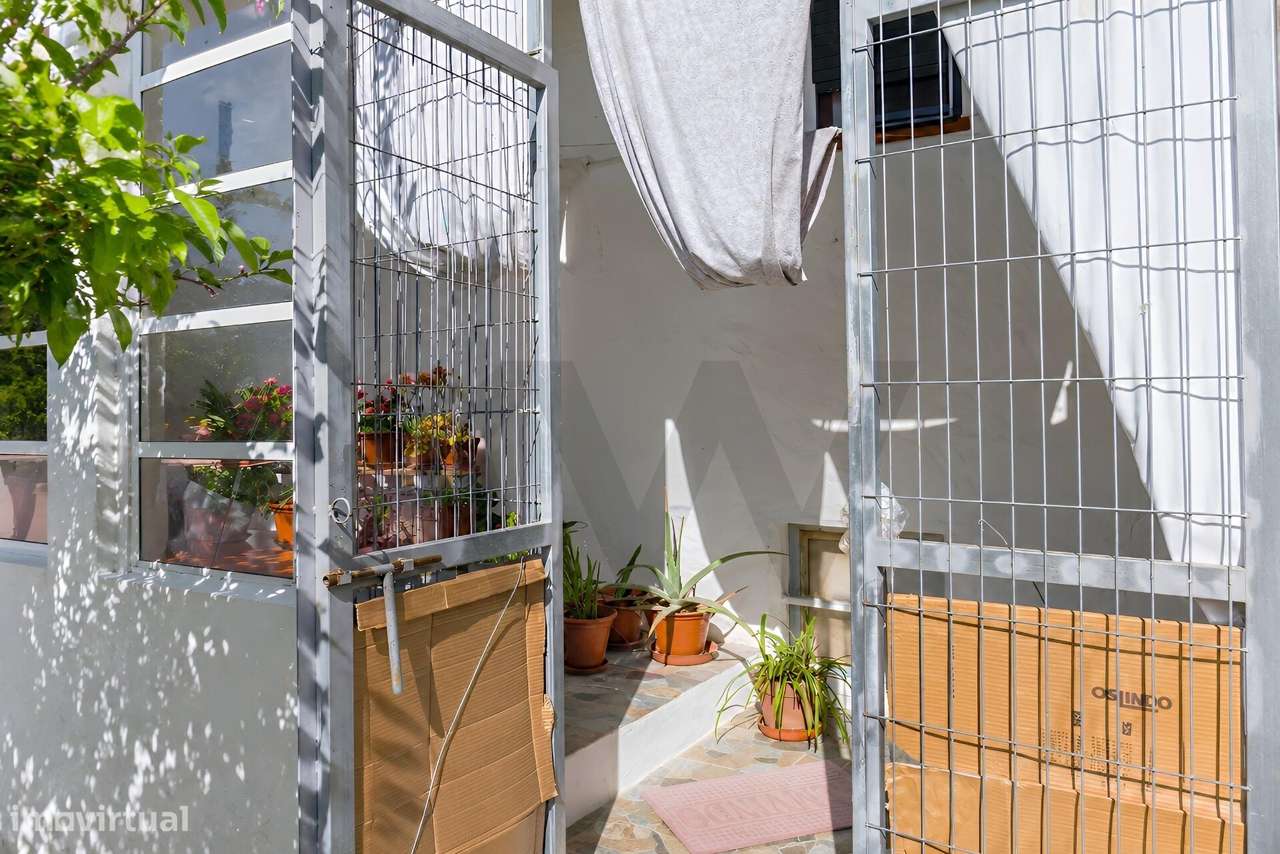 Andar de Moradia T2 com Quintal — Vila Boim, Elvas-16