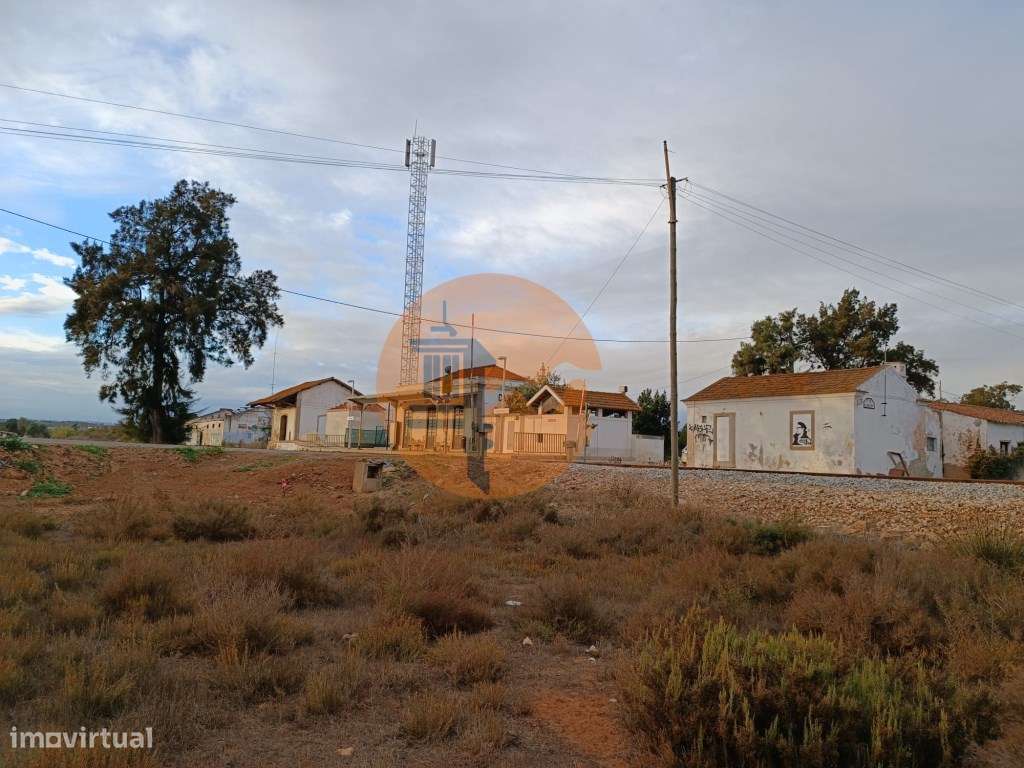 TERRENO RUSTICO COM 9.400 M2 JUNTO A ESTAÇÃO DE COMBOIO DE CASTRO M... - Grande imagem: 4/22