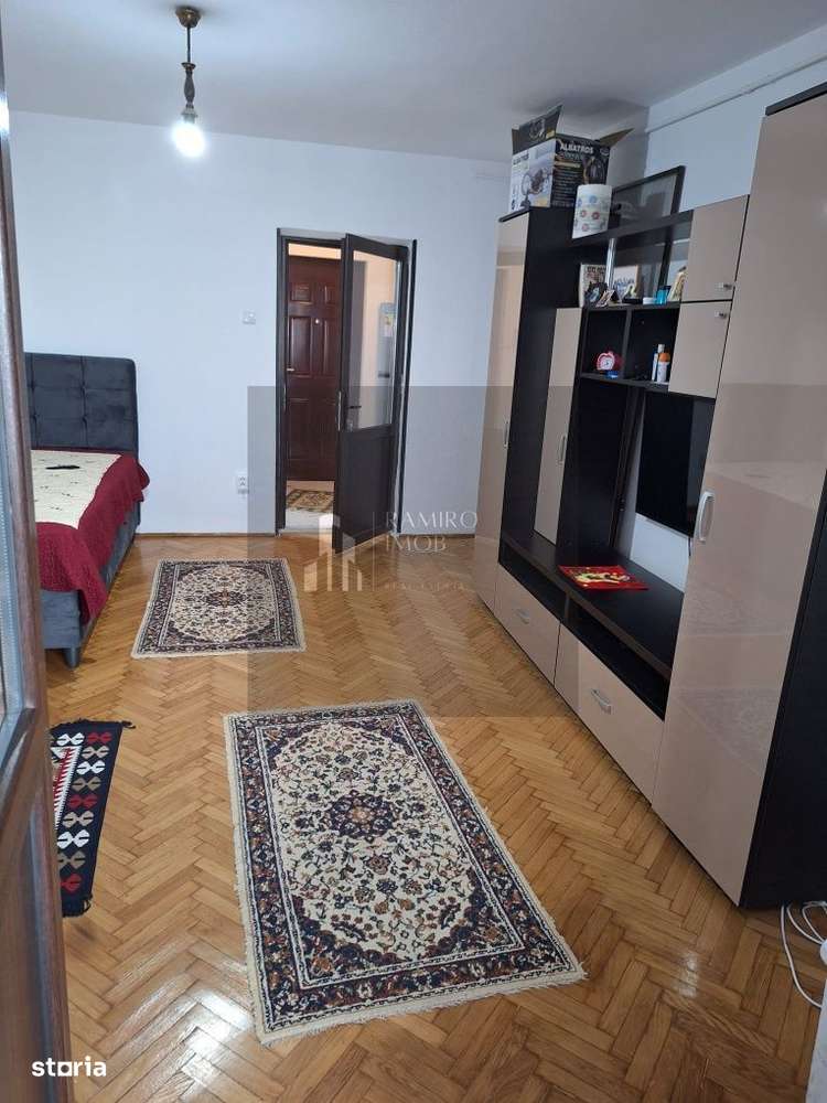 Vanzare Garsoniera Drumul Taberei