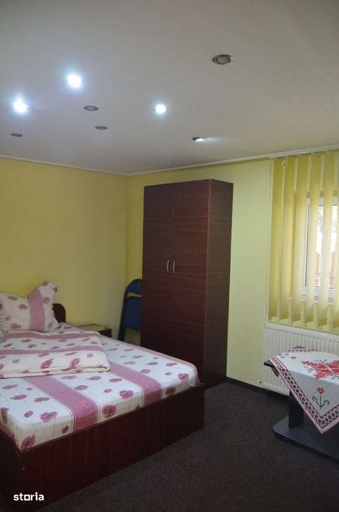 Vila de vacanta ,pretabil pensiune ,situata in Busteni, - Imagine principală: 5/15