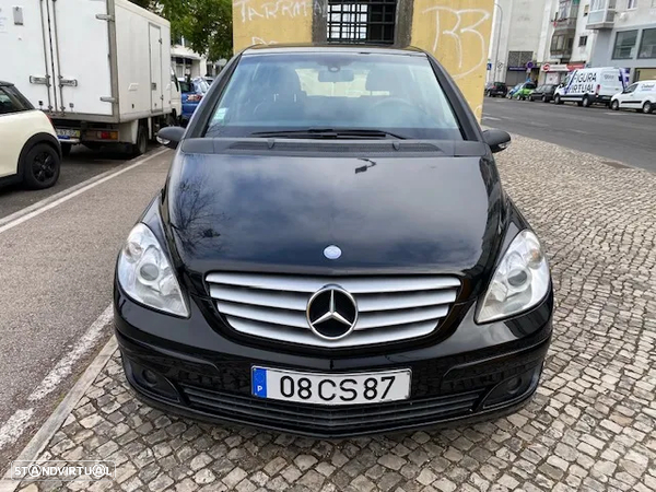 Mercedes-Benz B 180 CDi - 2