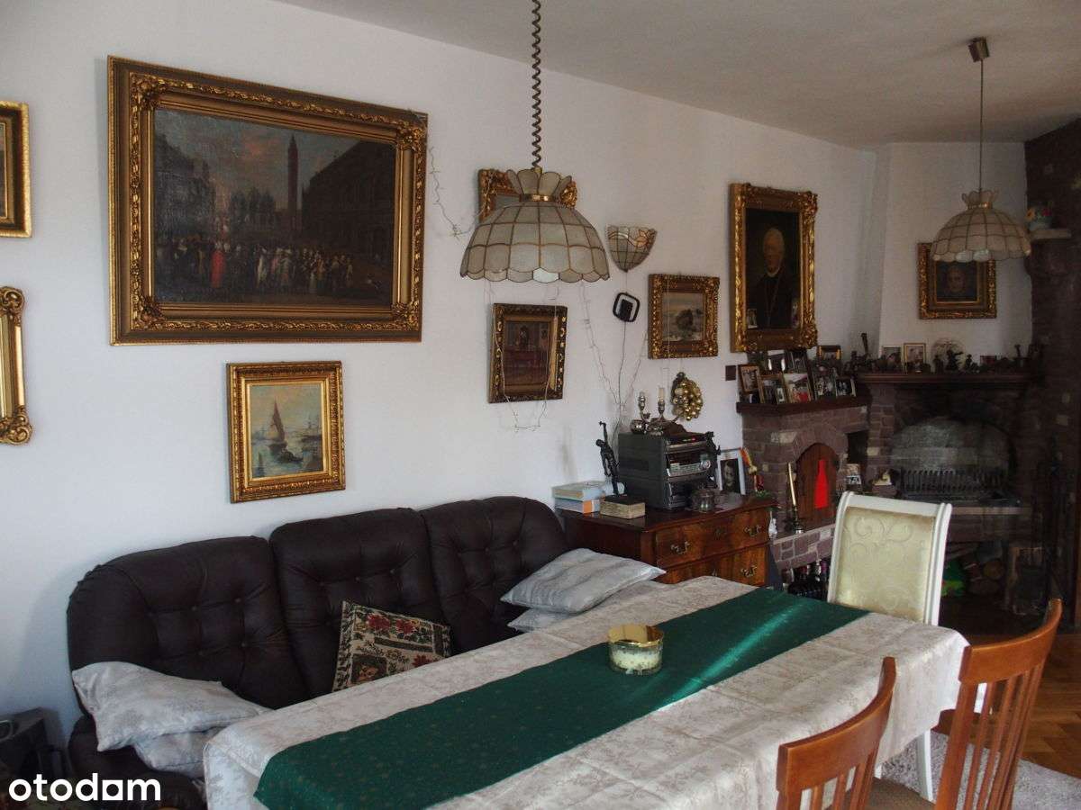 Podolany dom jednorodzinny z duszą-4