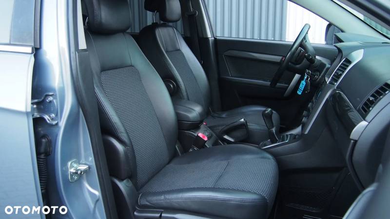 Chevrolet Captiva 2.4 2WD 7 Sitzer LS Family Edition - 7