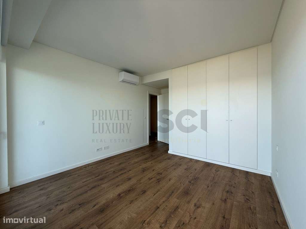 Apartamento T2 Luxo Vista Baía do Seixal 2 Parqueamentos - Grande imagem: 5/33