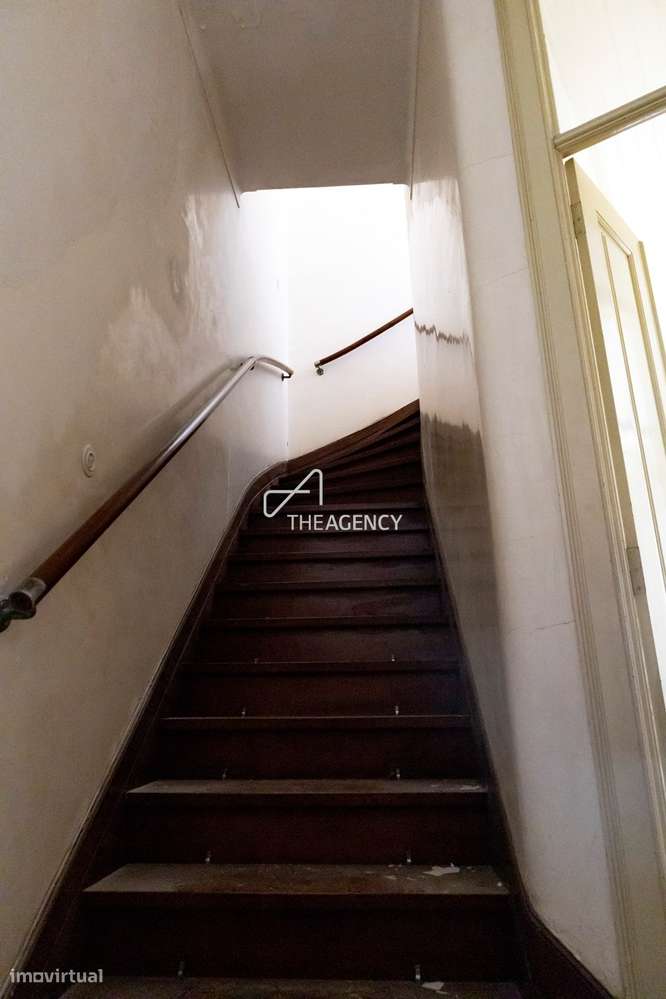 Moradia Geminada na Praça de Gil Eanes - Grande imagem: 2/14