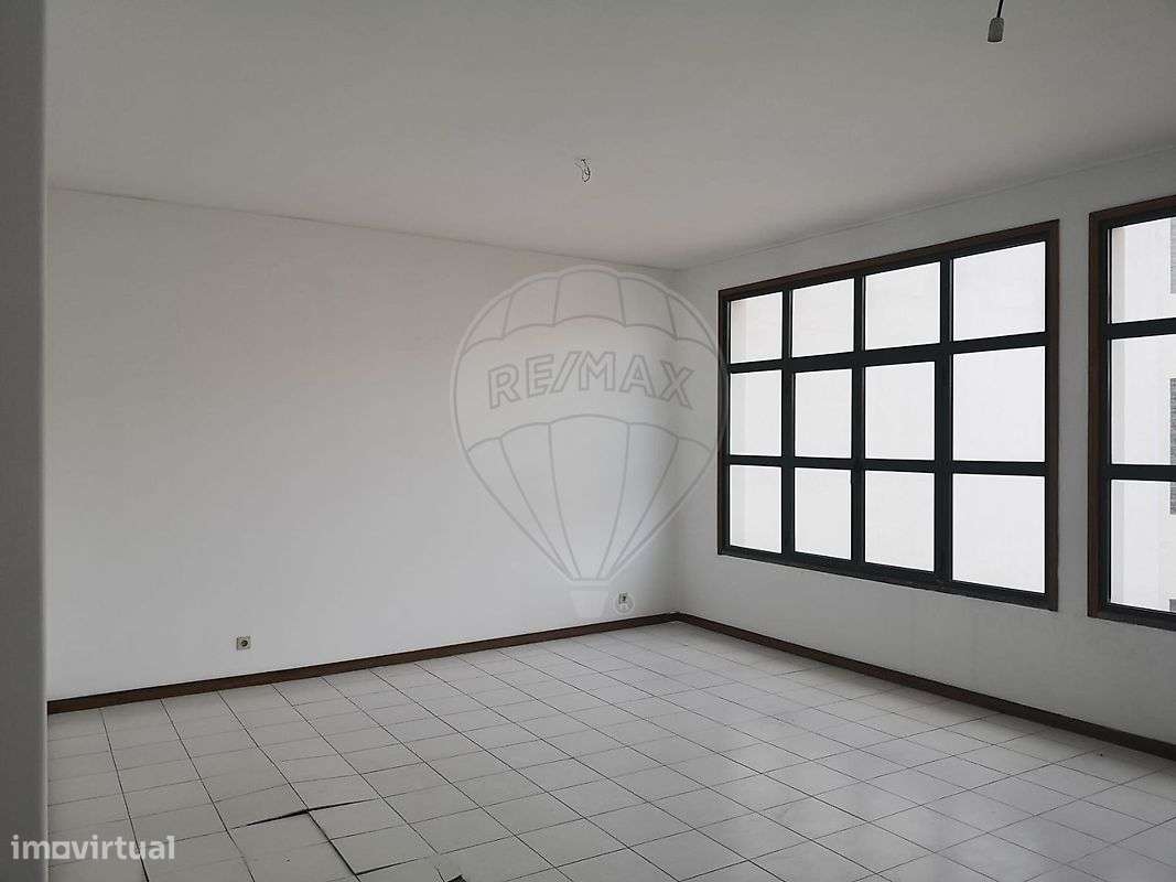 Escritório  para arrendamento - Grande imagem: 5/11