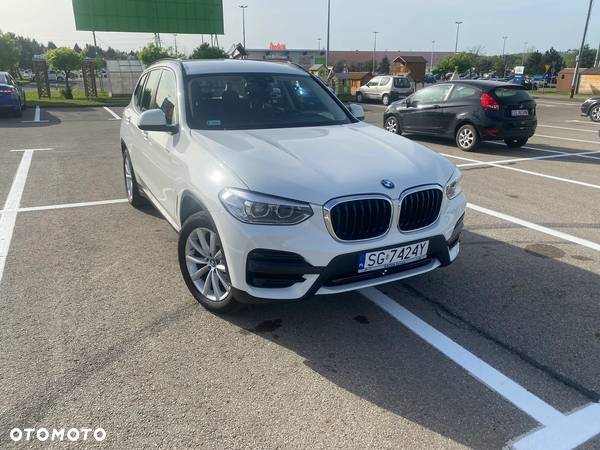 BMW X3 sDrive18d Advantage - 11