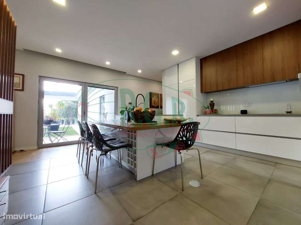 Moradia T3+1 Térrea | São Cosme | 10 min Porto-15