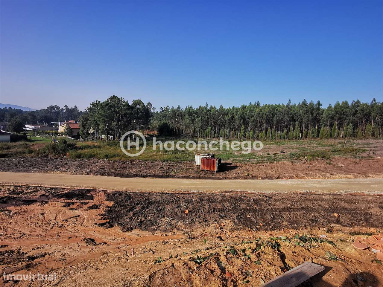 Excelente terreno com 11.000m2 para construção em Cervães Vila Verde - Grande imagem: 4/18
