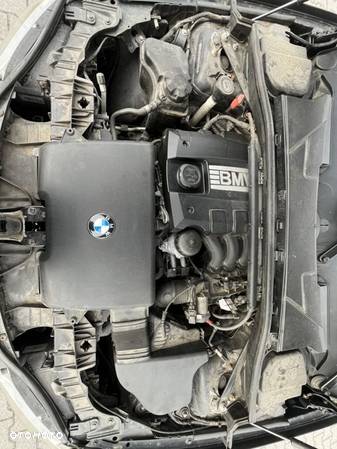 BMW Seria 1 116i - 22