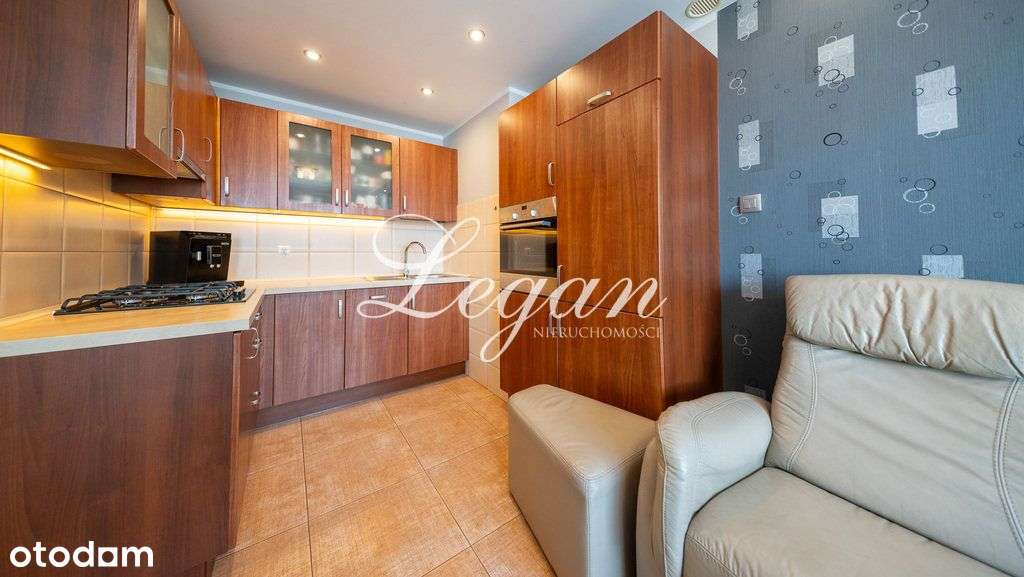 Dwupoziomowe, 4 pokoje w doskonałej lokalizacji.-3