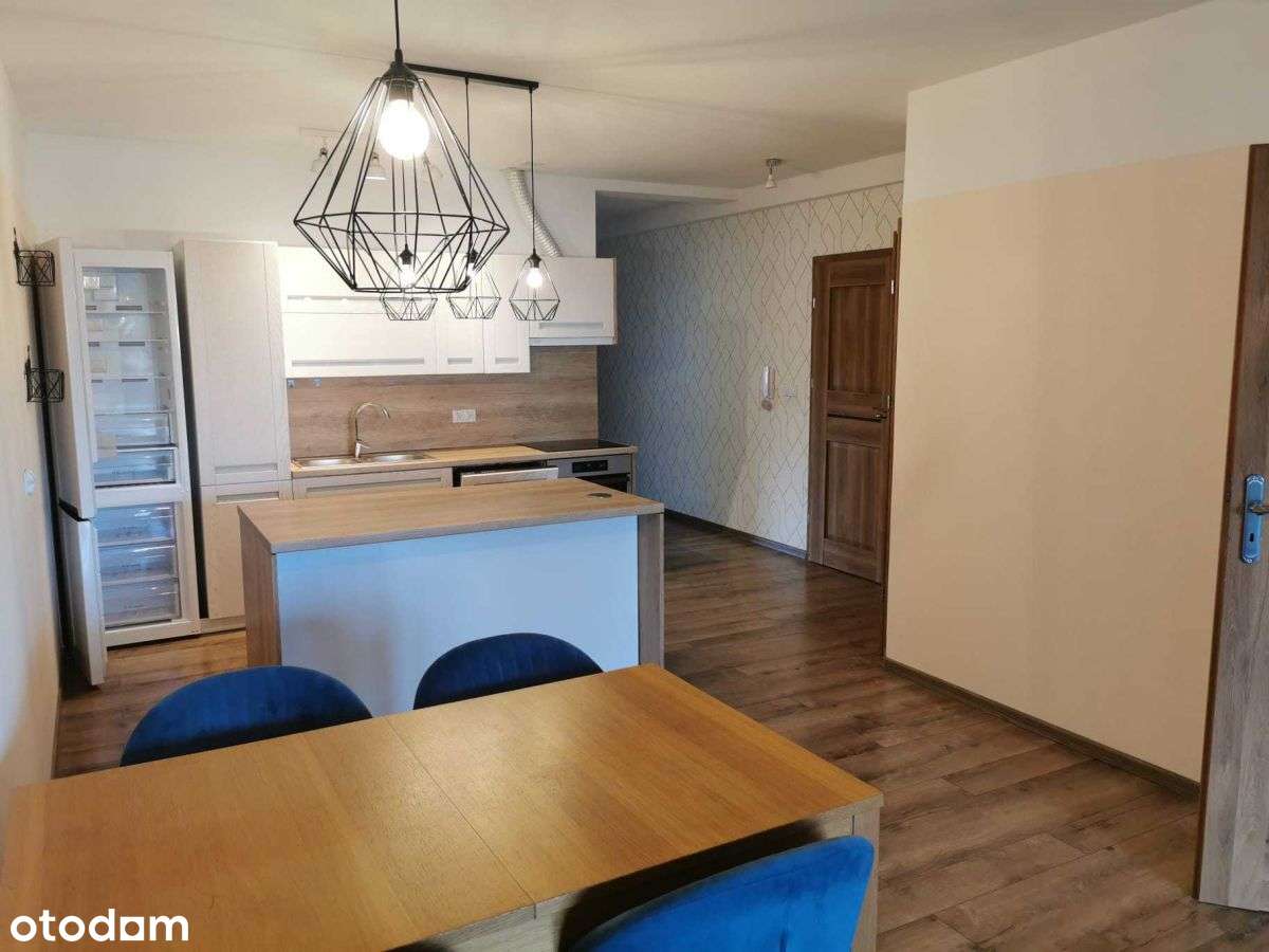 3 pokoje z ogrodenm i miejscem postojowym-4