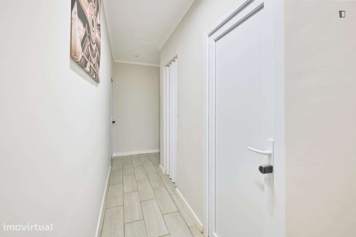 Estúdio - localizado em Arroios Lisbon - Grande imagem: 3/9