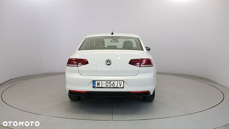 Volkswagen Passat 1.5 TSI EVO Business - 6