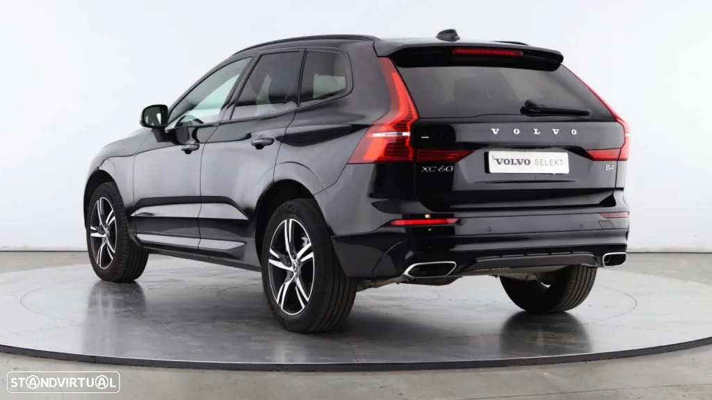 Volvo XC 60 2.0 B4 R-Design Geartronic - 3