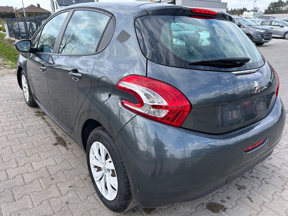 Peugeot 208 I 2012