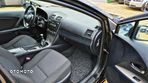 Toyota Avensis 1.8 Premium - 39