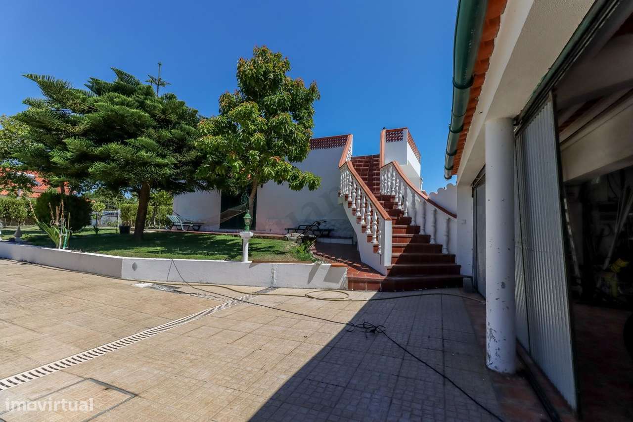 Moradia T3 para venda em Vila Nova de Santo André-36