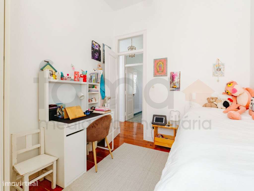 Moradia Bifamiliar T10 com Piscina e Elevada Rentabilidade - Parede...-51